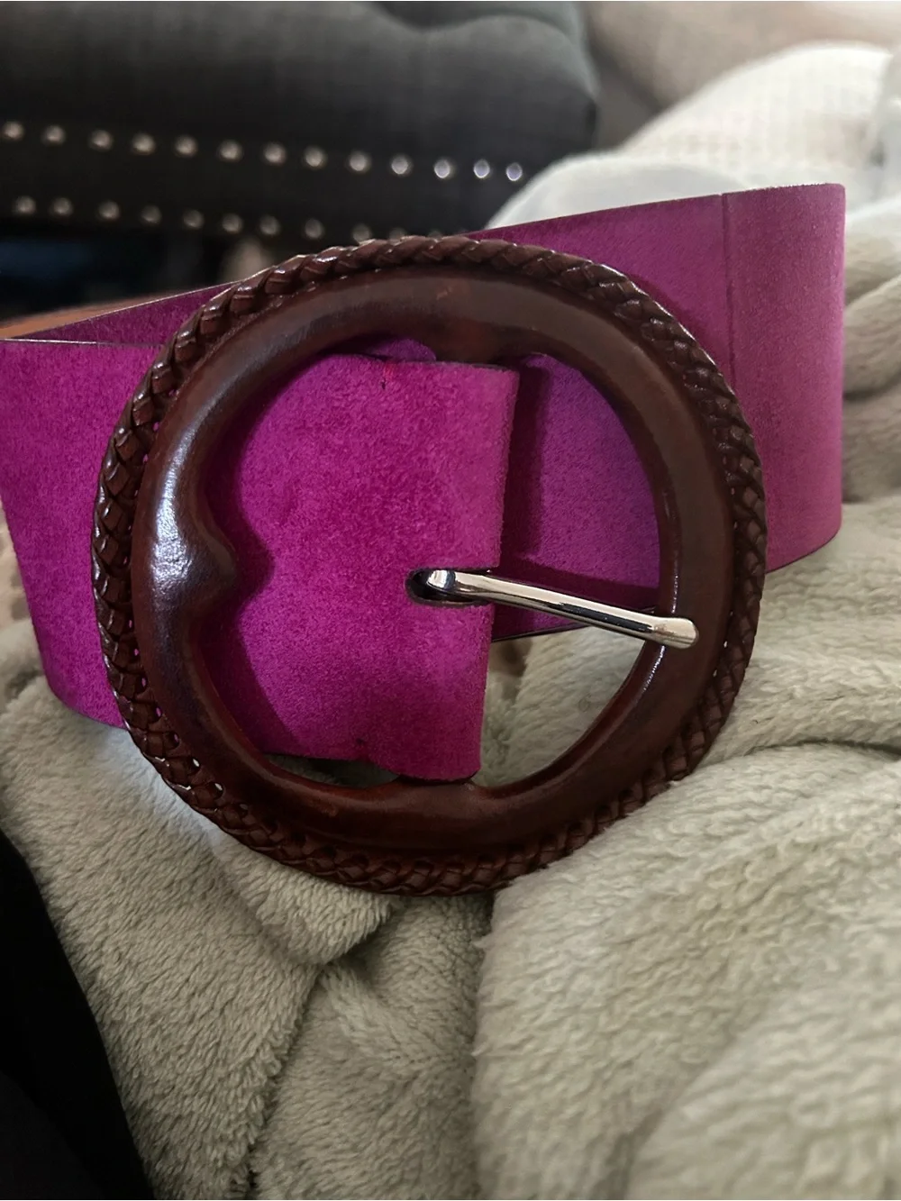 Ralph Lauren Suede Belt in Fuchsia with Braided Wooden Buckle 🤩 😍🔥